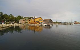 Inner Harbor Inn